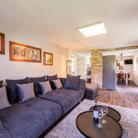 Exklusive Drachleck Mit 3 Schlafzimmern & Panoramabergblick In Bester Lage Apartman *